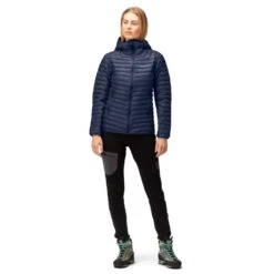 Norrøna Women's Trollveggen Superlight Down850 Hood - Daunenjacke 7 Norrøna Women's Trollveggen Superlight Down850 Hood - Daunenjacke -WinterSport Günstiges Geschäft norr na womens trollveggen superlight down850 hood daunenjacke detail 3